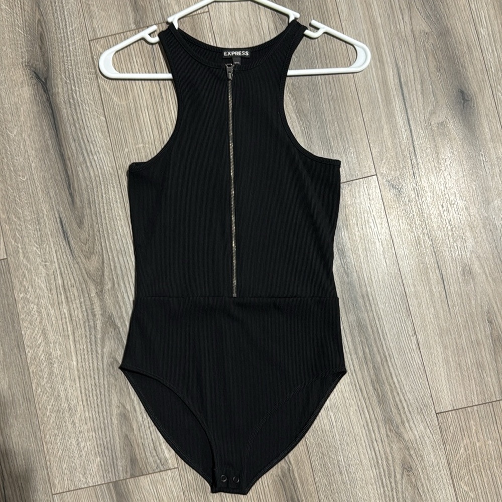 Express bodysuit - Picture 2 of 3
